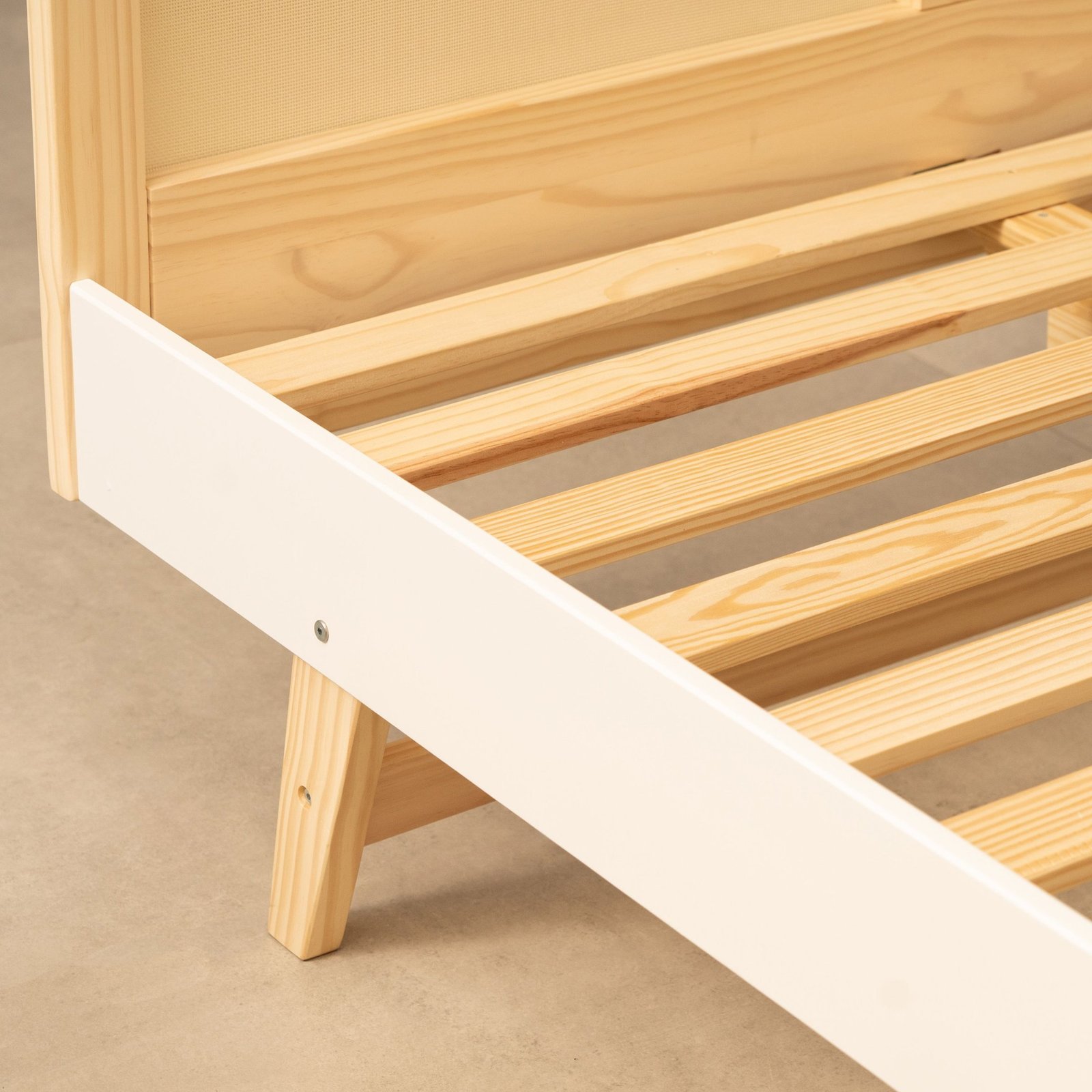 Cama Infantil Montessoriano Casal Lift em Madeira Maciça com Rattan Casatema - Imagem 11